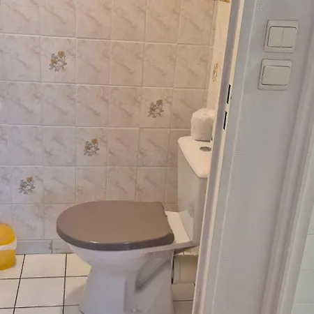 T2 Luchon Centre 5 Nuits Minimum Appartement *